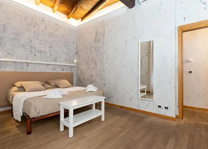 Quattro Cantoni R-home Rome