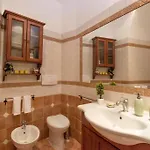 Quattro Cantoni R-home Rom