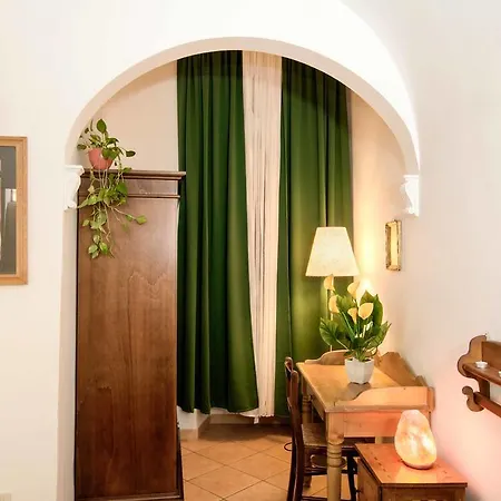 Дом отдыха Quattro Cantoni R-home *