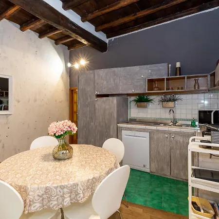Дом отдыха Quattro Cantoni R-home *