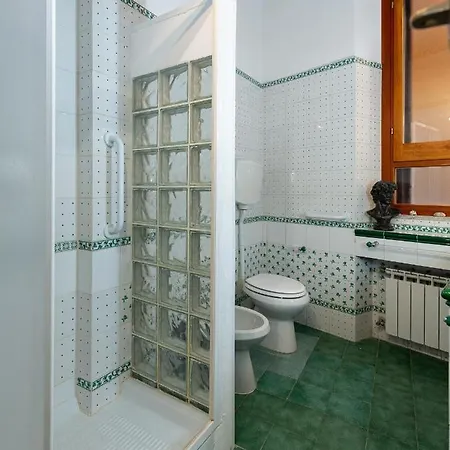 Quattro Cantoni R-home 펜션 *