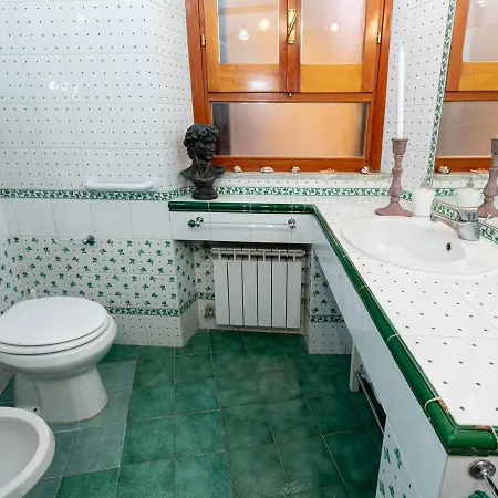 Quattro Cantoni R-home 펜션 로마