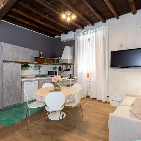 펜션 Quattro Cantoni R-home 로마