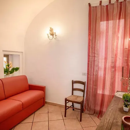 Quattro Cantoni R-home Casa vacanze *